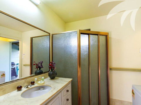 Fyshwicks Cottage - New South Wales Tourism  2
