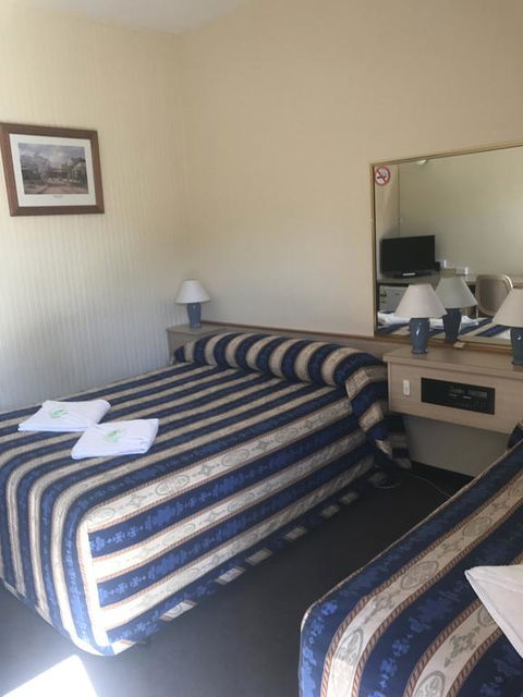 Gateway Motor Inn - New South Wales Tourism  2