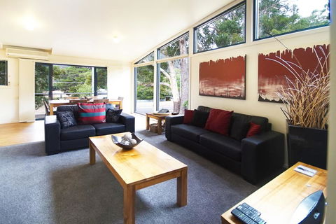 Glengarriff Townhouse 2 - New South Wales Tourism  2
