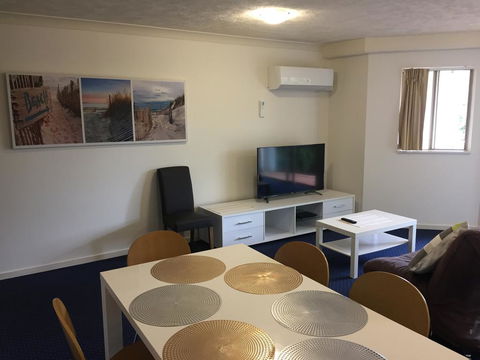 Gold Coast Family Apartment - New South Wales Tourism  3