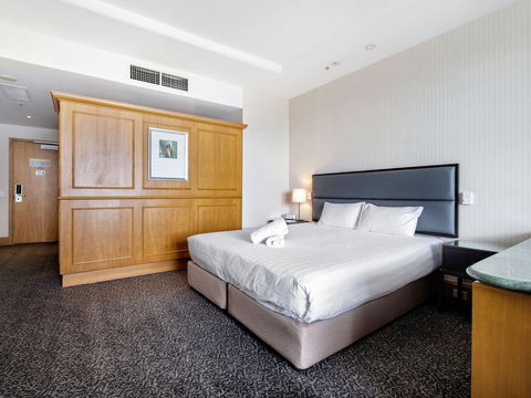 Gold Tower 8th Level Private Two Bedroom Dual Key - New South Wales Tourism  3