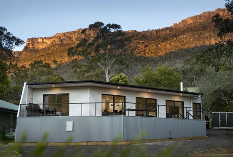 Golton In The Gap - New South Wales Tourism  0