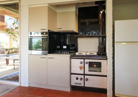 GRACEDALE HILLS HOMESTEAD - New South Wales Tourism  2