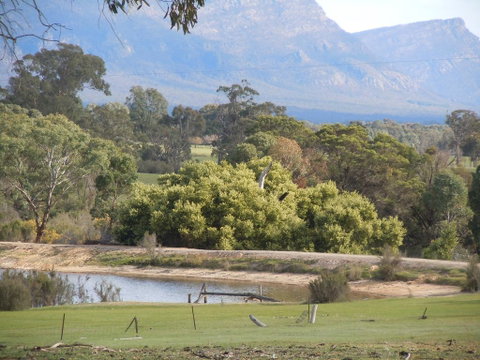 Grampians Old Man Emu Stay - New South Wales Tourism  0