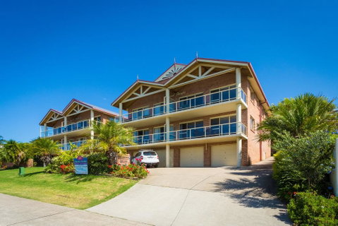 Grand Pacific 1 Unit 1 - New South Wales Tourism  2