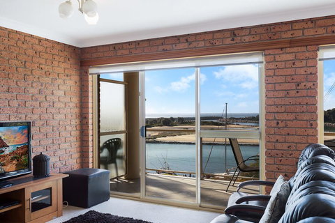 Grand Pacific 2 Unit 2 - New South Wales Tourism  2