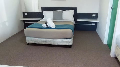 Green Door Motel - New South Wales Tourism  0
