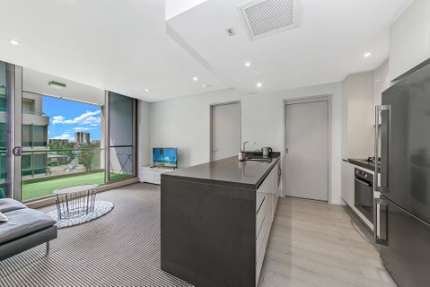 Green Square: Stylish Cozy Apartment In SYDNEY - New South Wales Tourism  0