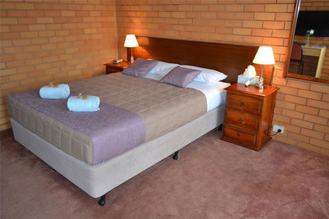 Grong Grong Motor Inn - New South Wales Tourism  1