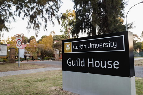 Guild House 6 Bedroom Flat - New South Wales Tourism  1