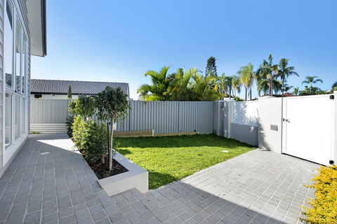 Hamptons #1 Broadbeach Apartment - 1 Bedroom - New Luxurious - New South Wales Tourism  1