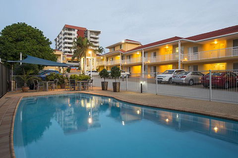 Harbour Sails Motor Inn - New South Wales Tourism  0