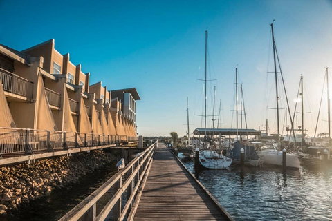 Harbour View Apartment - New South Wales Tourism  3