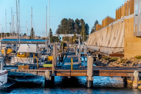 Harbour View Apartment - New South Wales Tourism  2