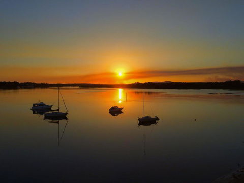 Hawks Nest Accommodation - New South Wales Tourism  3