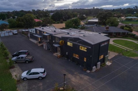 Heathcote Inn - New South Wales Tourism  1