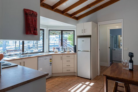 Hermitage Hideaway - New South Wales Tourism  2