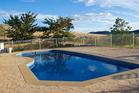 Hermitage Hill Country Retreat - New South Wales Tourism  1
