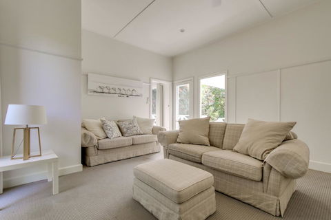 Heronswood House - New South Wales Tourism  3
