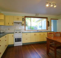 Hi View 18 Dulconghi Street - New South Wales Tourism 