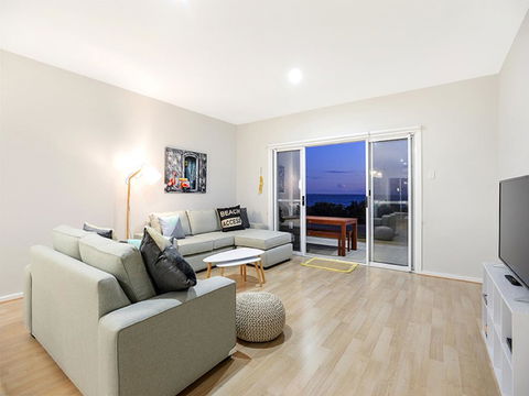 High Tide - Wallaroo Beachfront Property - Pet-Friendly - New South Wales Tourism  3