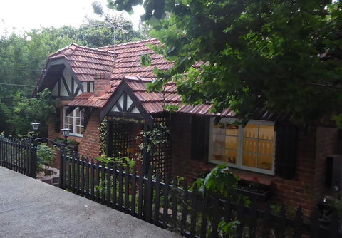 High View Cottage - New South Wales Tourism  2