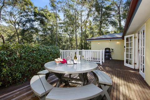 Hilldo - Lovely Mountainside Accommodation - New South Wales Tourism  3