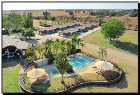 Hilltop Resort - New South Wales Tourism  0