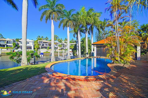 Holiday Home Coveside @ Sanctuary Cove - New South Wales Tourism  0