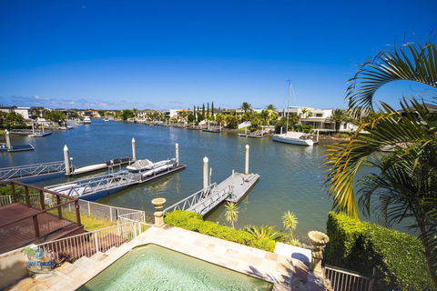 Holiday Home Luxe @ Sanctuary Cove - New South Wales Tourism  1