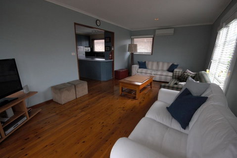 Holiday On The Bay, Vincentia - New South Wales Tourism  2