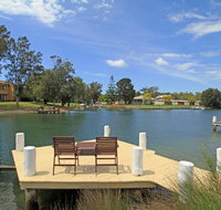 Holiday on the Water - New South Wales Tourism 