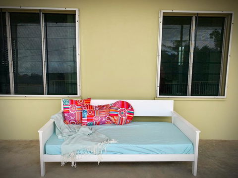 Holiday Rental - Huge House With Beach Views - New South Wales Tourism  1