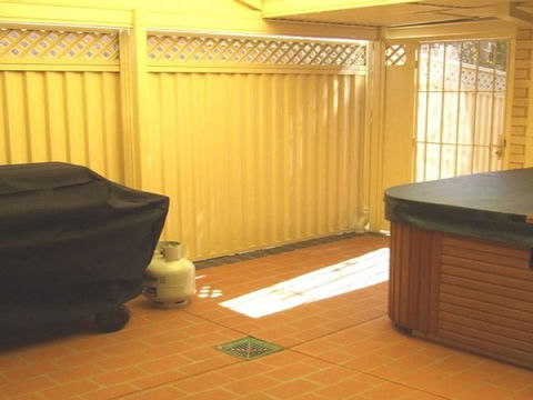 Home Away From Home - New South Wales Tourism  1