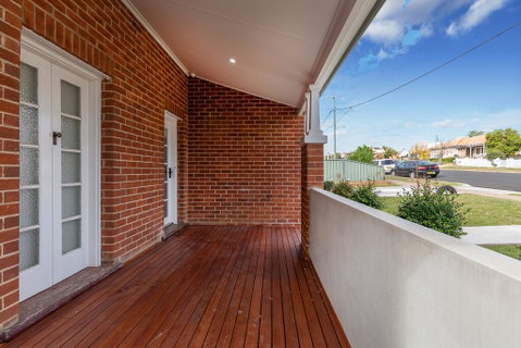 Home Away From Home - New South Wales Tourism  1