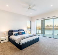 HomePlus - Luxury Living in Sanctuary Cove - New South Wales Tourism 