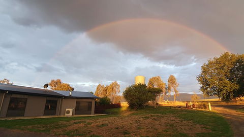 Hoof & Hound Country Escape - New South Wales Tourism  3