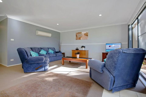 Horizons Golf Club, Villa 134 - New South Wales Tourism  1