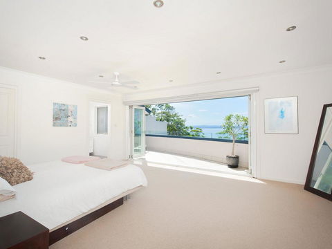 Jacaranda Blue @ Corlette - New South Wales Tourism  3