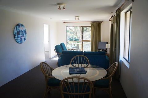 Jadon Place Holiday Apartments - New South Wales Tourism  3