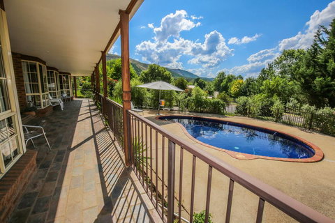 James Close - New South Wales Tourism  0