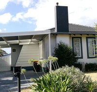 Jesson Crescent Dandenong Cozy House - New South Wales Tourism 