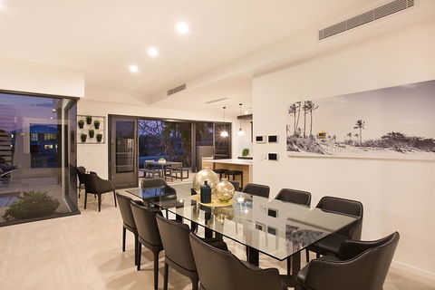Jewel Of Broadbeach - New South Wales Tourism  3