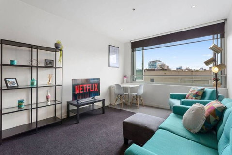 JOLI Opposite MCG And Botanical Gardens - New South Wales Tourism  0