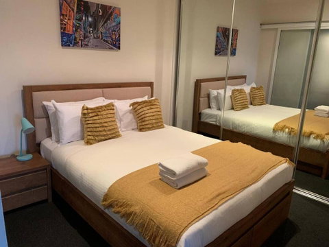 JOLI Opposite MCG And Botanical Gardens - New South Wales Tourism  2