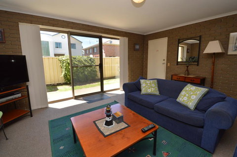 Kanandah 1 - New South Wales Tourism  0