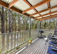 Kangaroo Cottage - cute Accom in bushland setting - New South Wales Tourism 