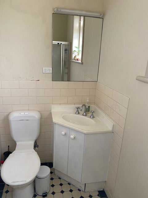 Karatta Beach Cottage - New South Wales Tourism  2