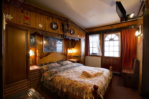 Karelia Alpine Lodge - New South Wales Tourism  0