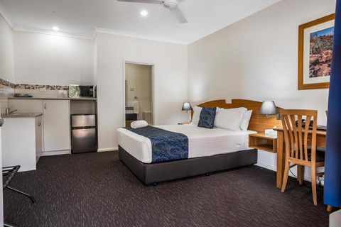 Karratha Central Apartments - New South Wales Tourism  1